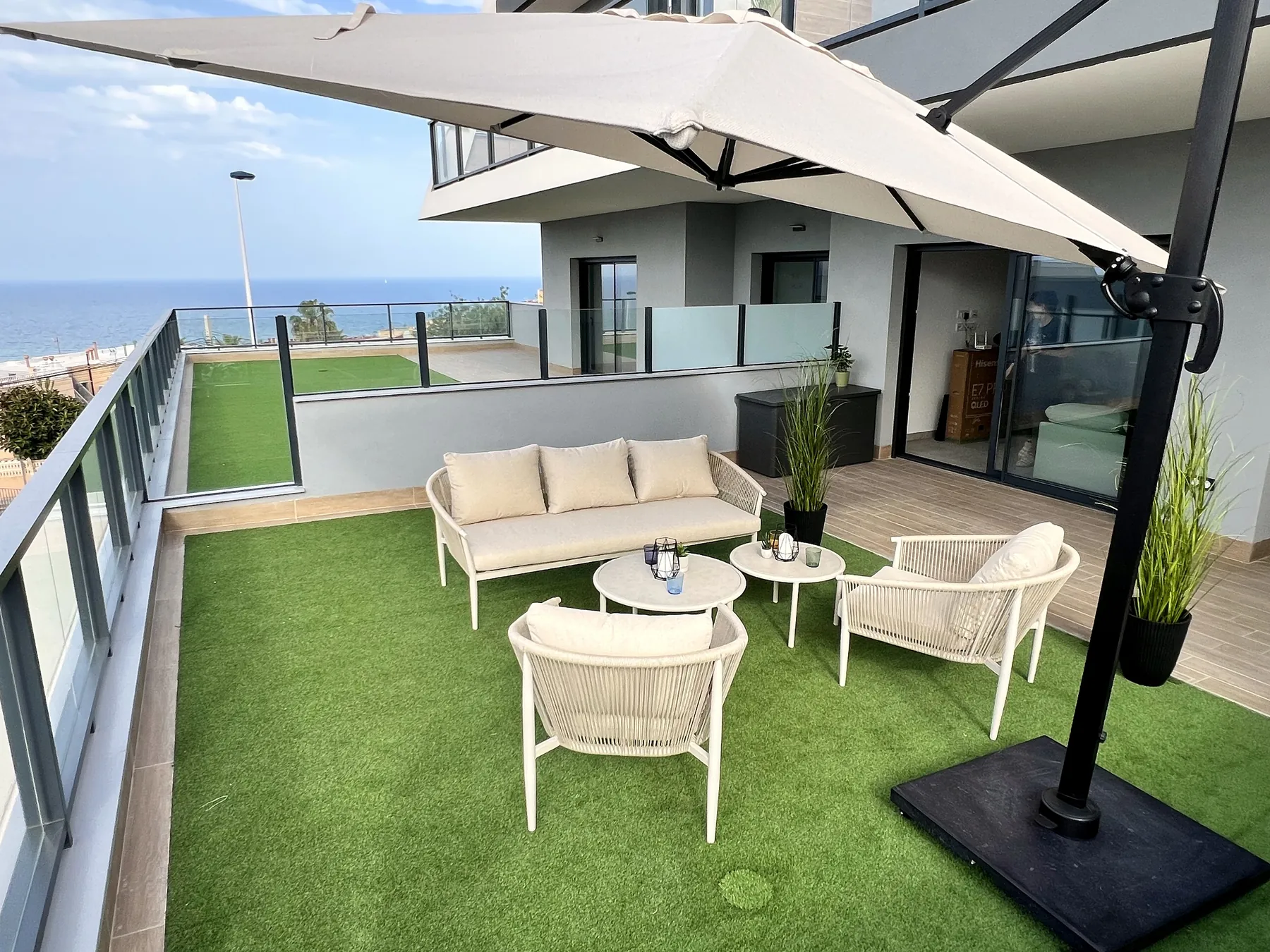 Lounge area on the terrace with sea view