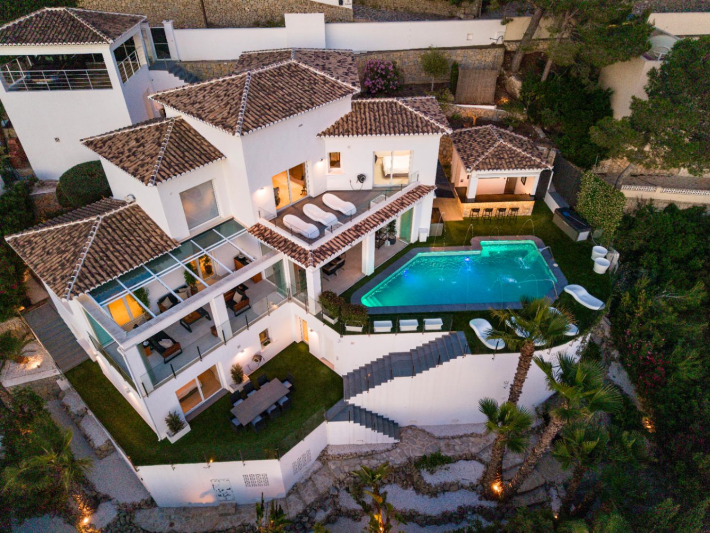 Villa mit Berg- und Meerblick in Gruenlage – Foto 3
