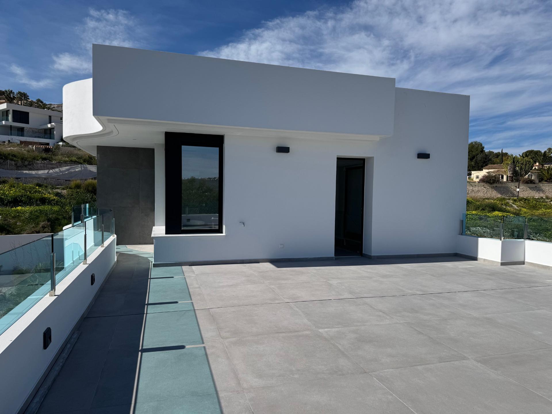 Moderne Villa mit Panoramaterrasse in Benimeit – Foto 7