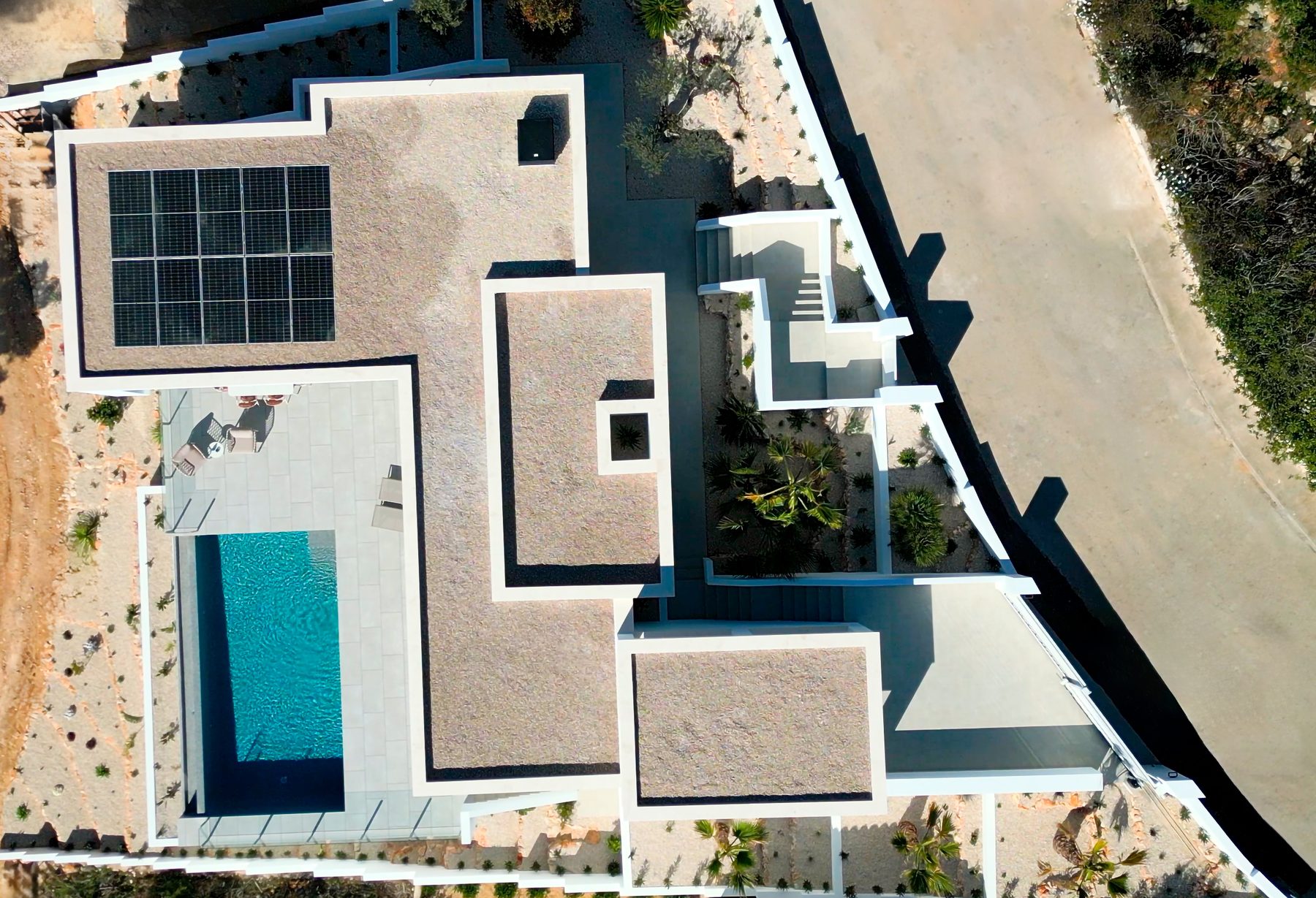 Villa de diseño compacta con tres dormitorios en Cumbre del Sol