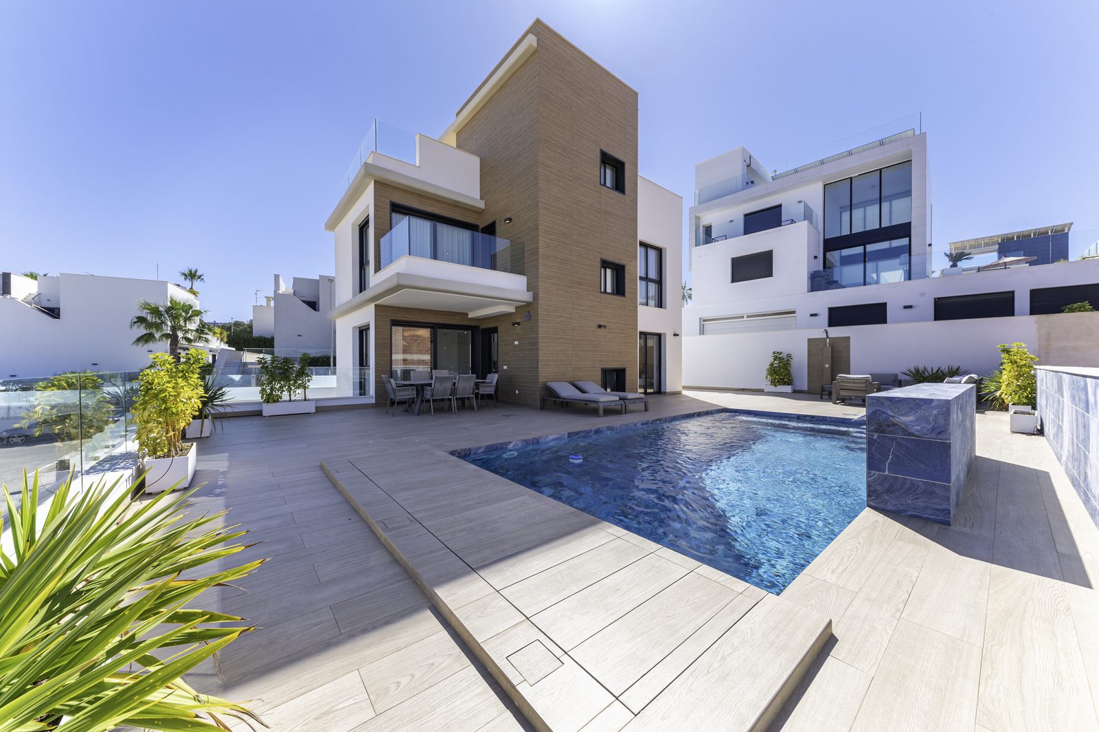 Villa with lift, pool and finished basement in Orihuela Costa – photo 1