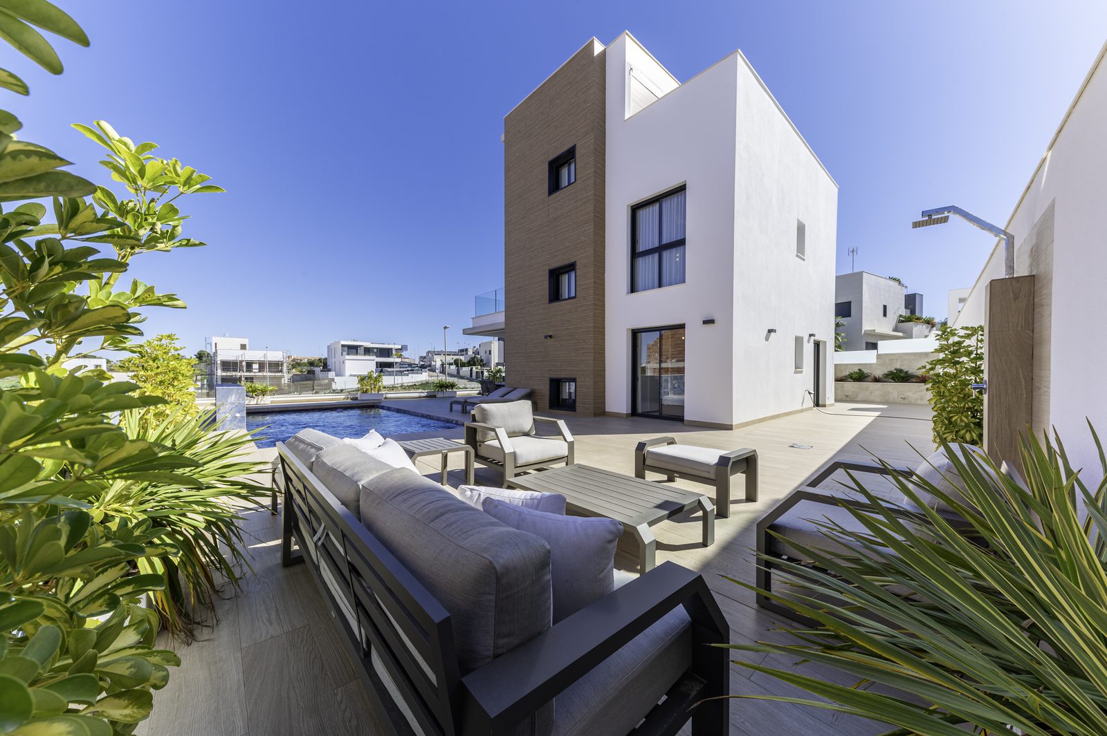 Villa with lift, pool and finished basement in Orihuela Costa – photo 3