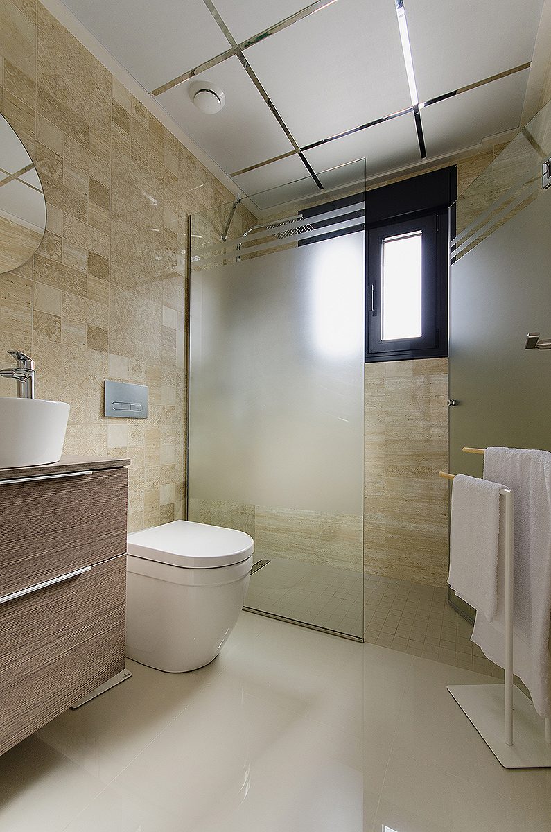 Villa de obra nueva con piscina y azotea en Orihuela Costa – Foto 16