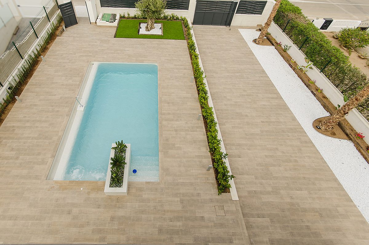Villa de obra nueva con piscina y azotea en Orihuela Costa – Foto 2