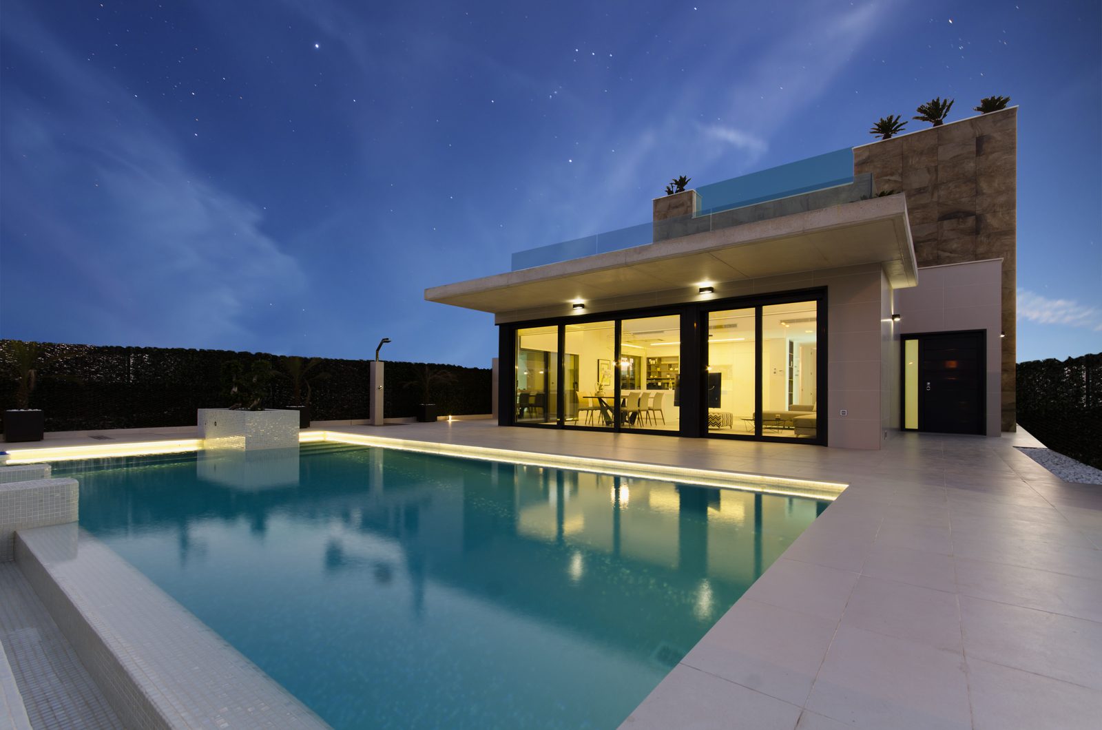 Neubau-Villa mit Pool, freistehender Badewanne und Lichtkonzept in Orihuela Costa – Foto 1