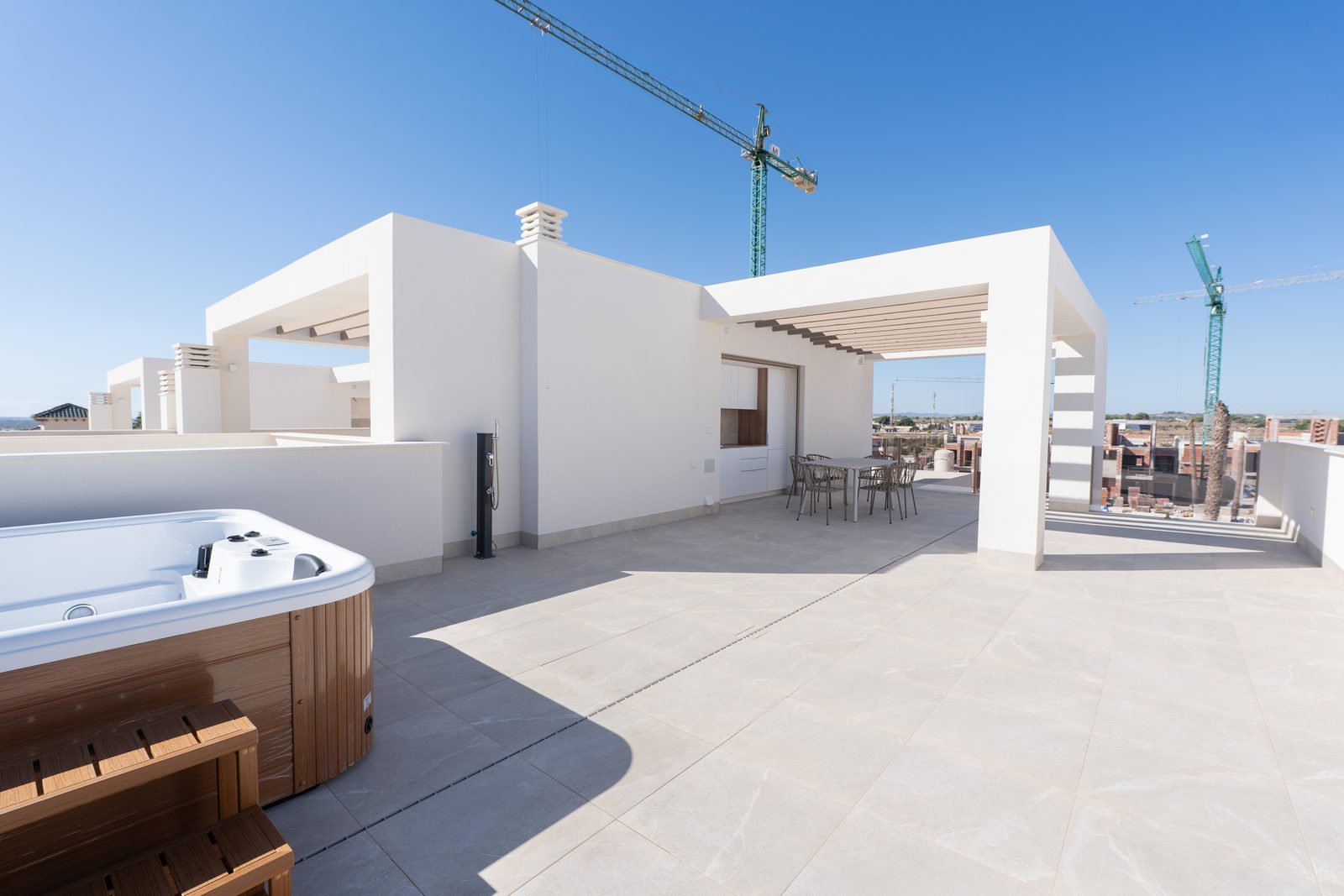 Penthouse-Wohnung mit zwei Schlafzimmern und Solarium – Foto 16