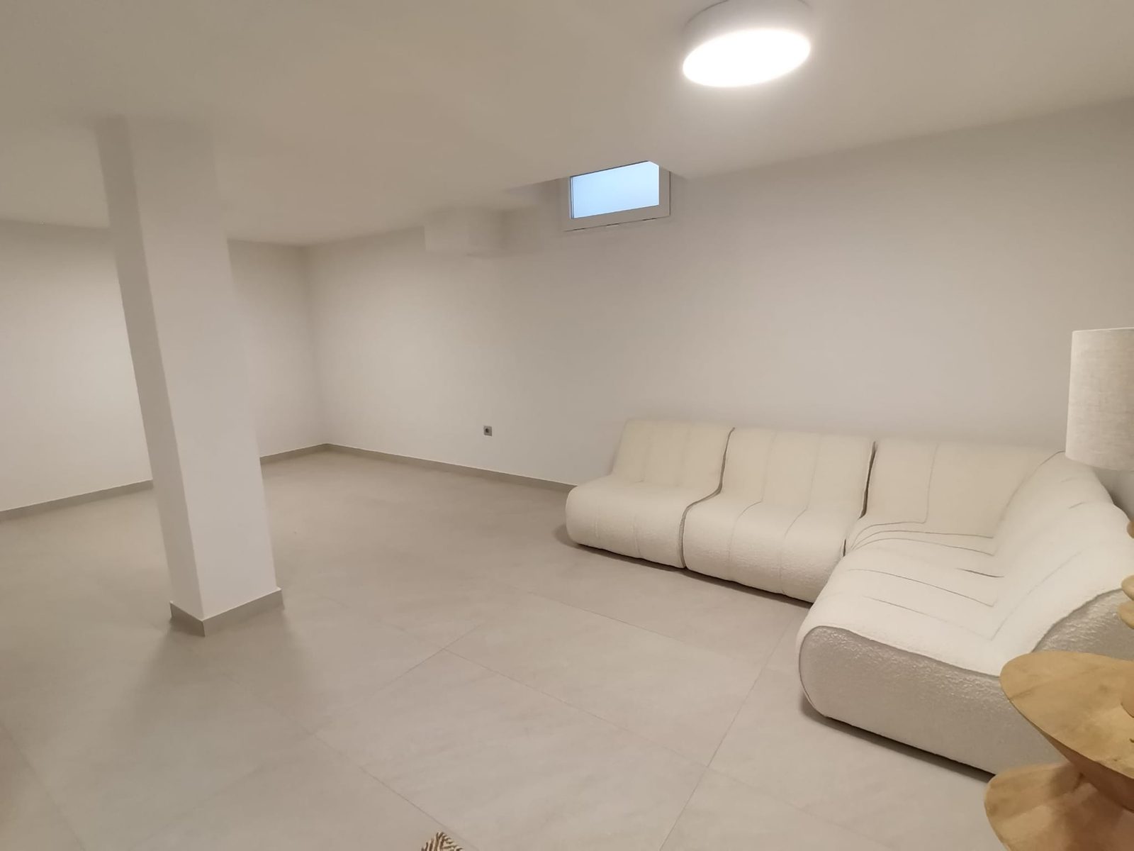 Villa mit Pool und Dachterrasse – Foto 21