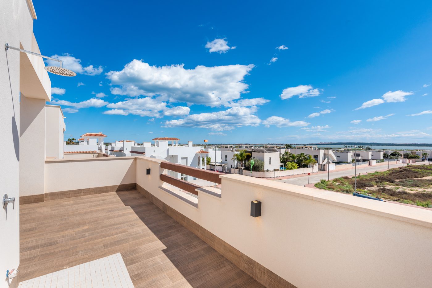 Villa with pool and solarium – photo 18