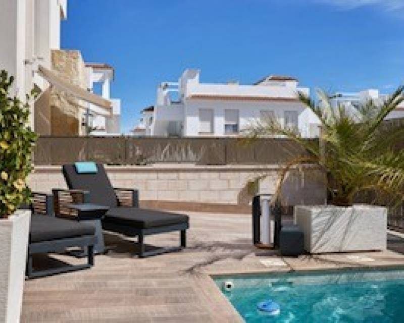Villa mit Pool, Solarium und Untergeschoss – Foto 4