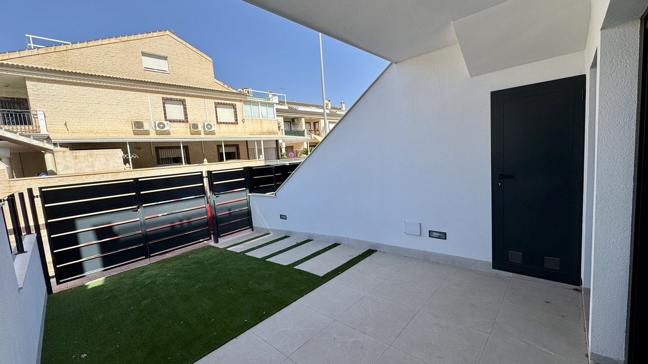New-build bungalows with solarium – photo 9