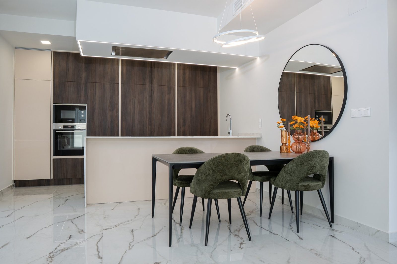 Nowa willa z prywatnym basenem i solarium – zdjęcie 5
