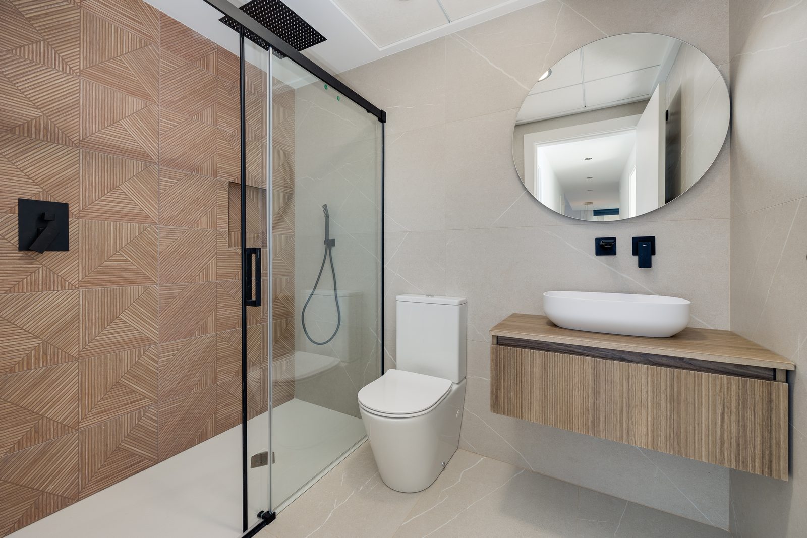 New-build villa with pool and solarium – photo 8