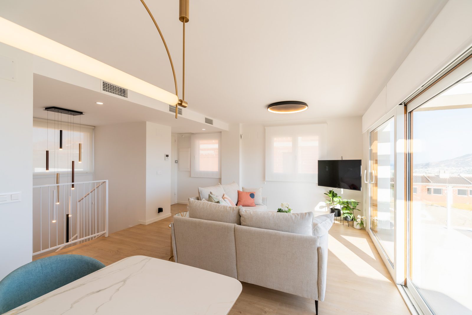 New-build townhouse with pitched roof – photo 11