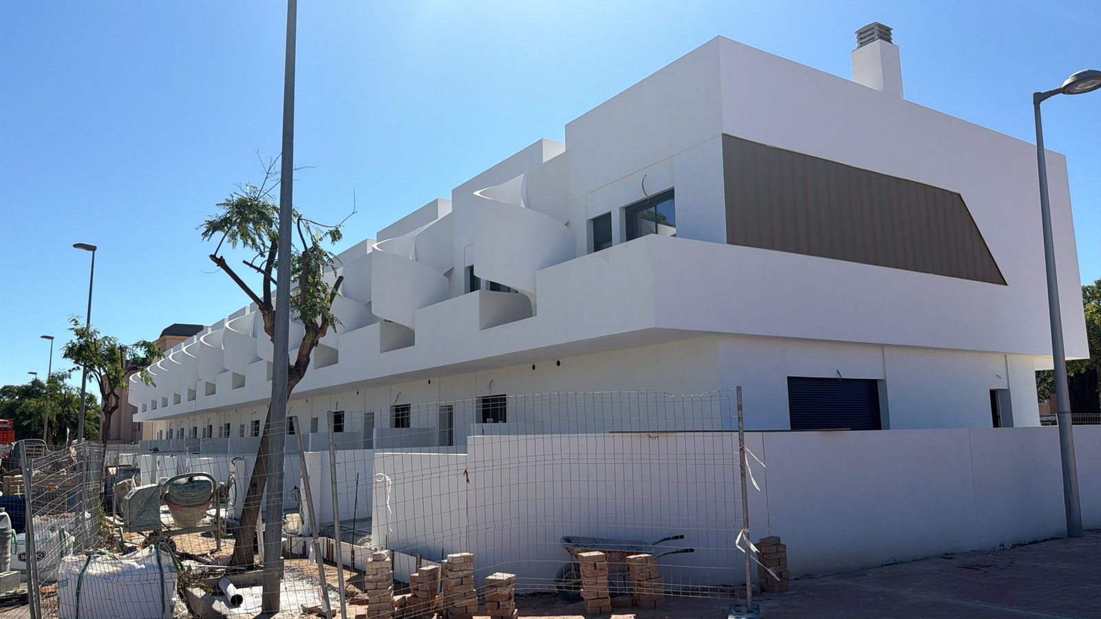 New-build townhouse with solarium – photo 7