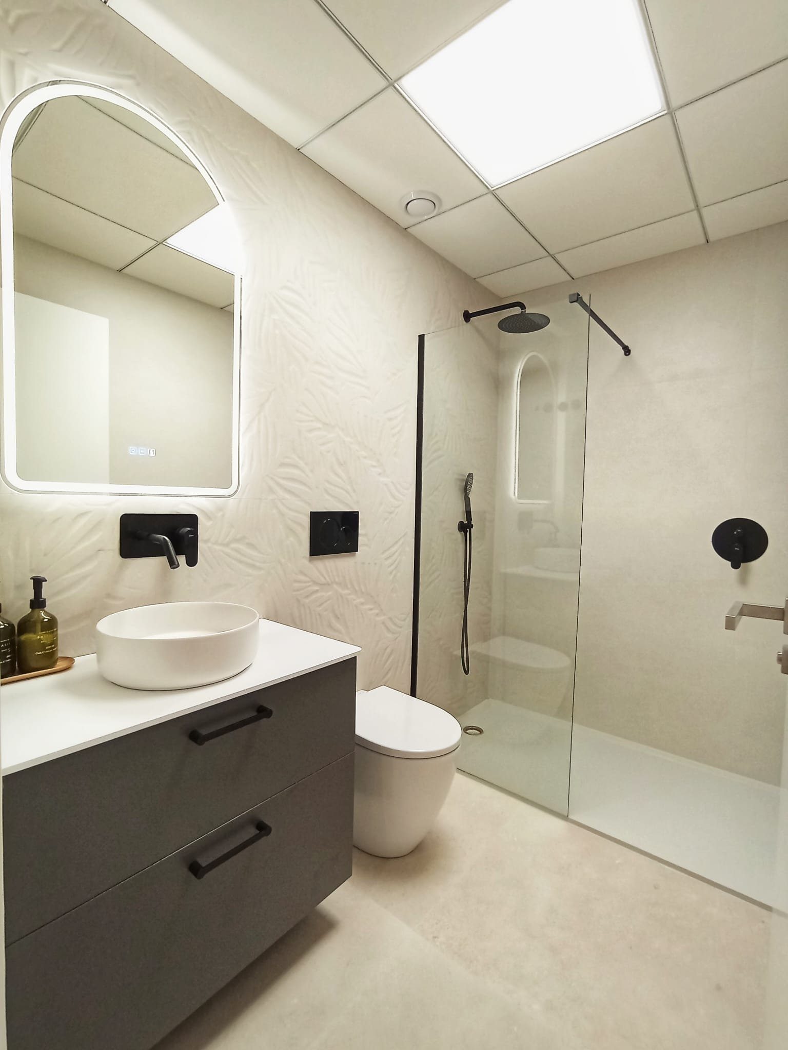 New-build ground-floor apartment with 3 bedrooms and large garden – photo 12