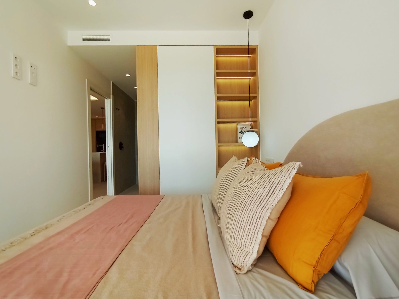 New-build ground-floor apartment with 3 bedrooms and large garden – photo 13