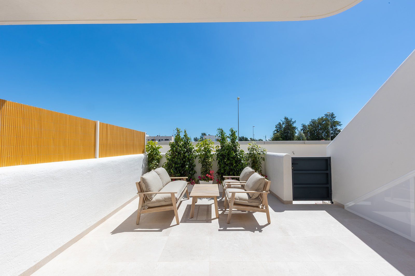 New-build apartment with 3 bedrooms and private solarium – photo 10