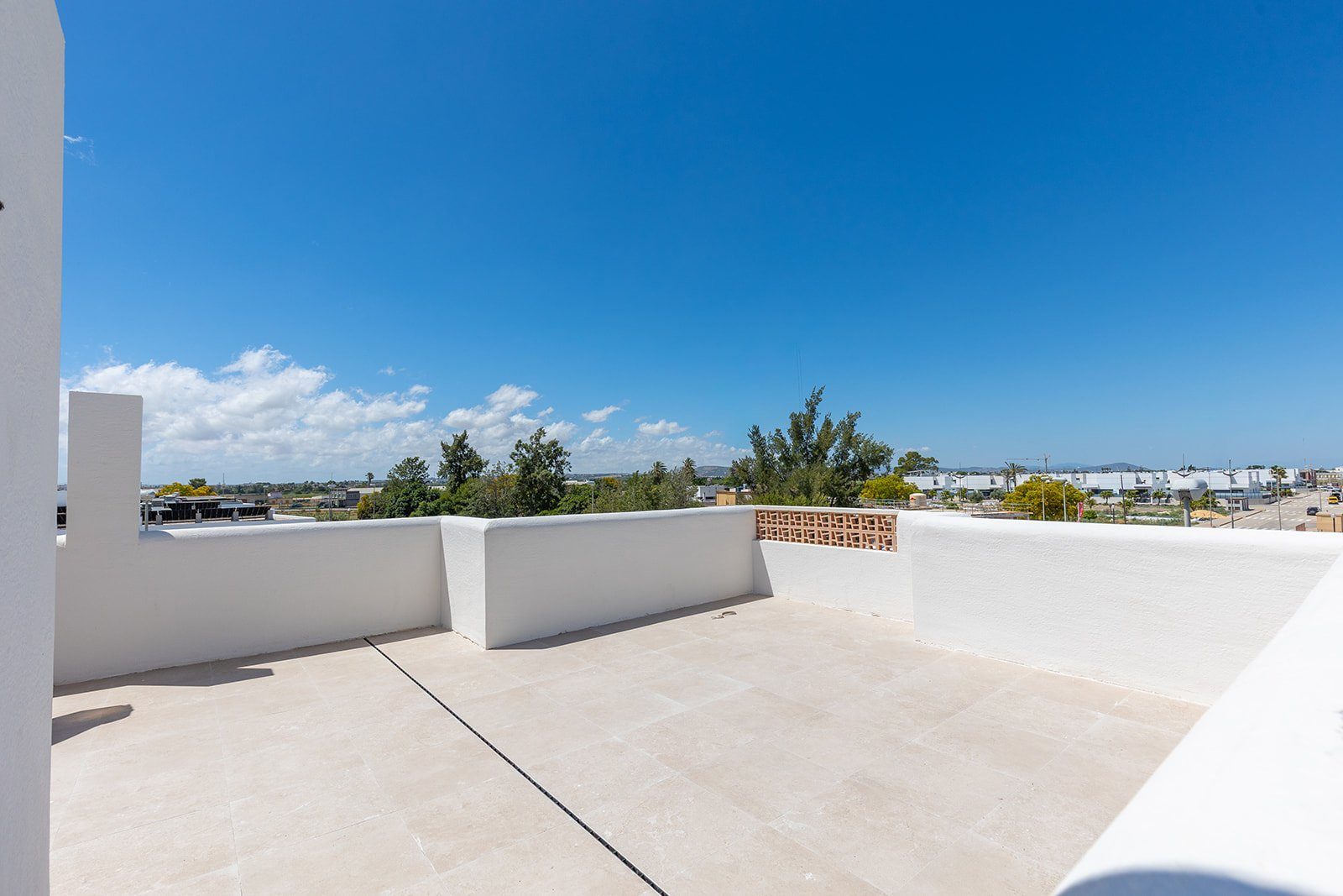 New-build apartment with 3 bedrooms and private solarium – photo 11