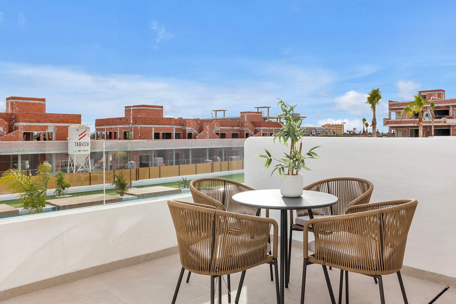 New-build apartment on the golf course with terrace and private solarium – photo 11