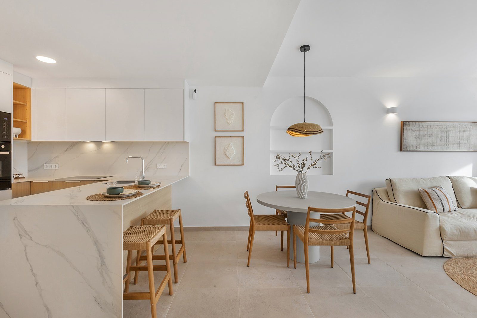 New-build apartment on the golf course with terrace and private solarium – photo 8