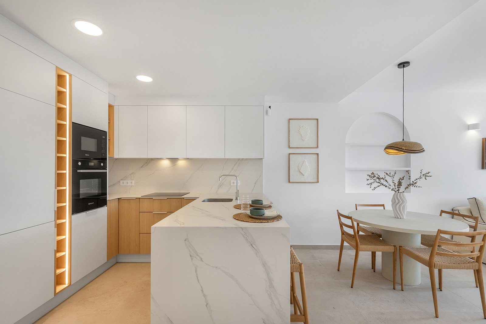 New-build apartment on the golf course with terrace and private solarium – photo 9