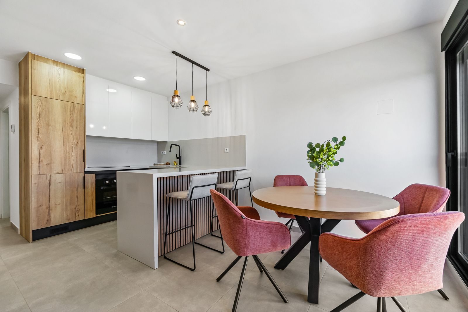 Apartment on the first to third floor – photo 5