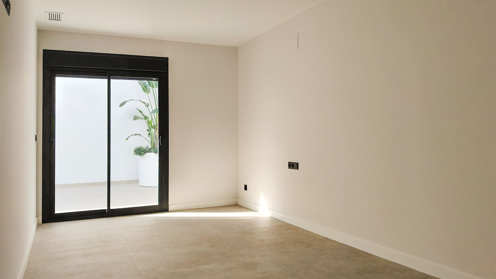 Second bedroom